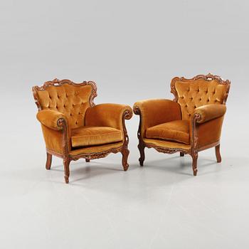 A pair of lounge chairs by Spagnesi Salotti in Italy, second half of the 20th century.