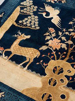 CARPET. Semi-antique Baotou Figural. 159,5 x 226,5 cm.