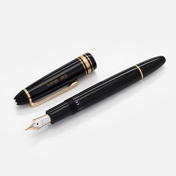 Montblanc, a Meisterstück fountain pen.