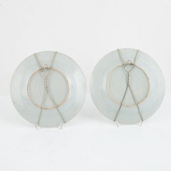 A set of six Chinese export porcelain plates, Qing dynasty, Qianlong (1736-95).