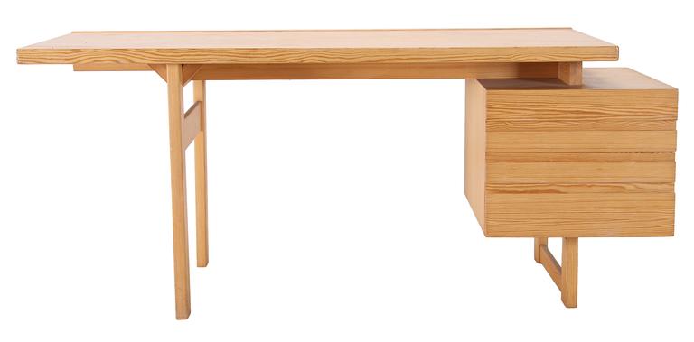 SKRIVBORD, formgivet av Olavi Hänninen för Nupponen, Finland.