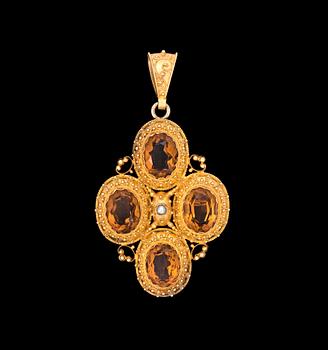 966. A citrine brooch/pendant, 1880's.
