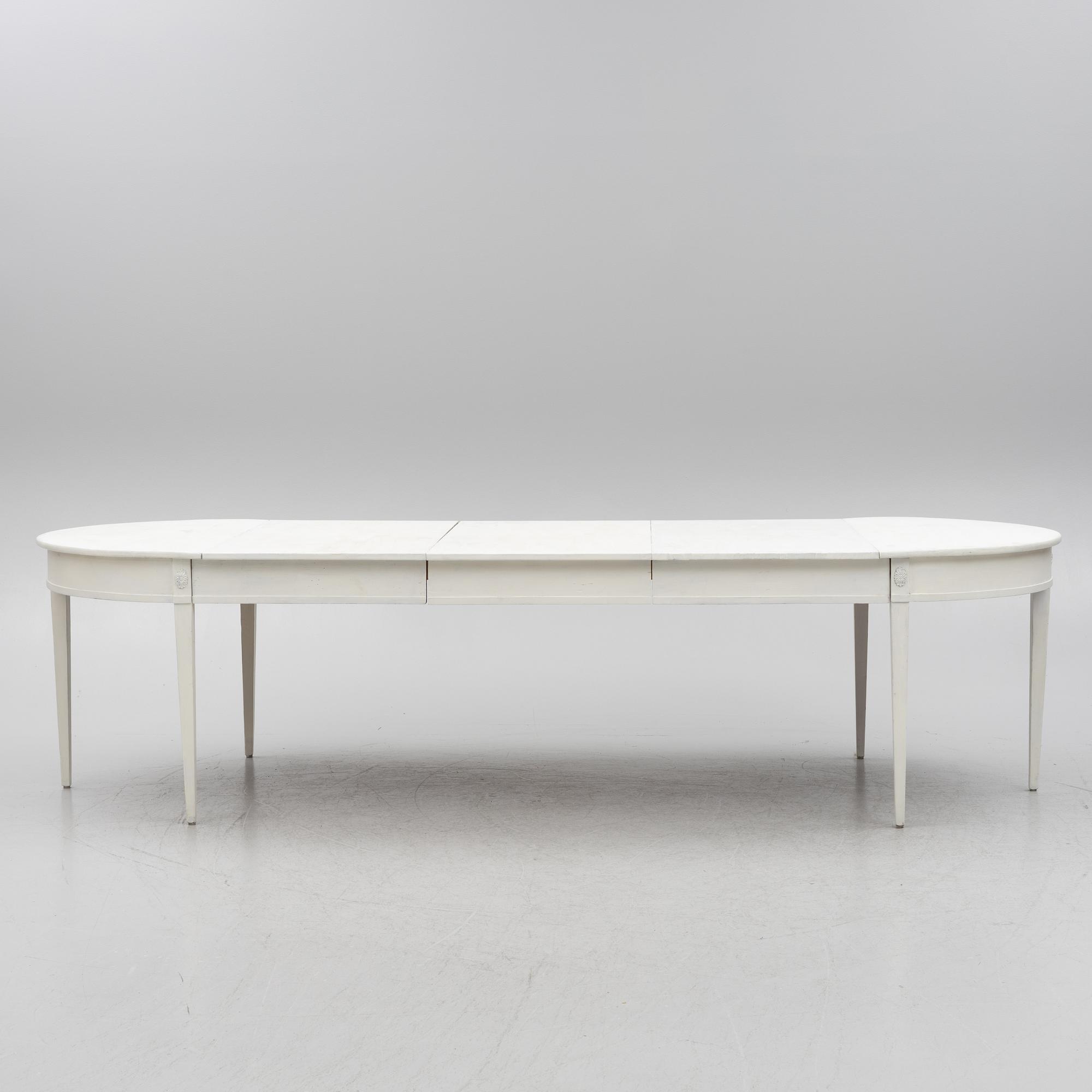 Dining table, Gustavian style, 19th century.