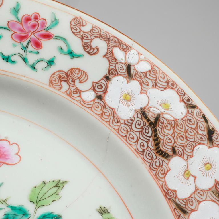 THREE CHINESE PORCELAIN PLATES, Qianlong 1736-1795.