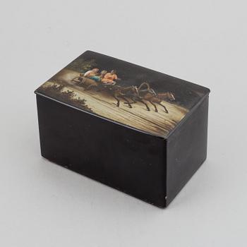 A lacquered lidded box, Russia, 1870s.