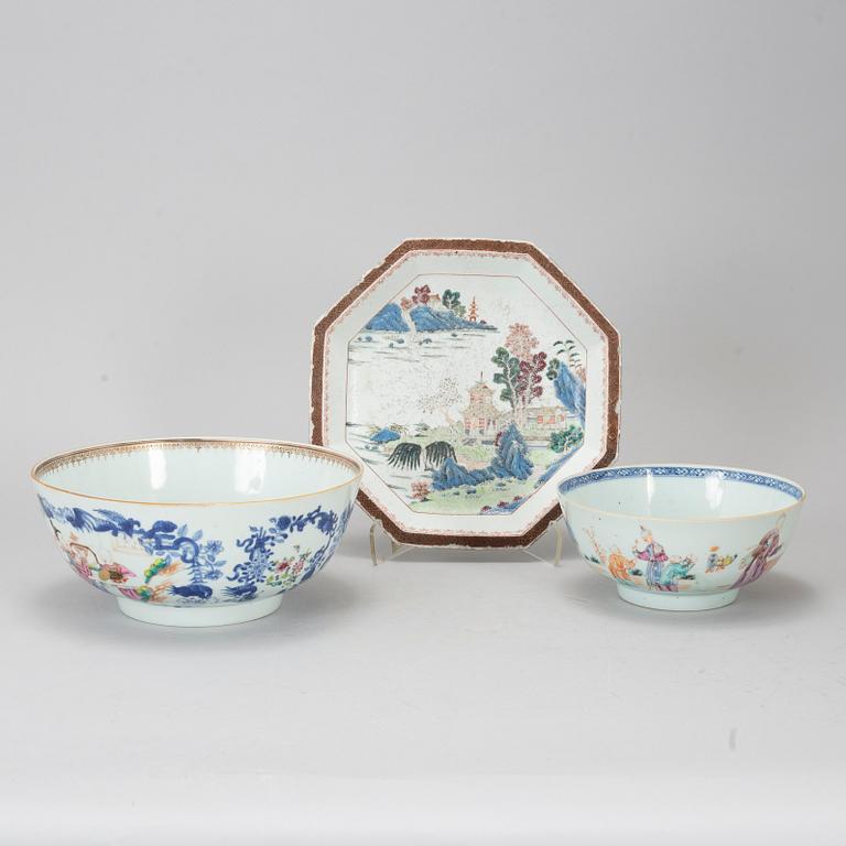 A group of three famille rose export porcelain objects, Qing dynasty, Qianlong (1736-95).