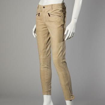 A beige suede pants by Ralph Lauren.