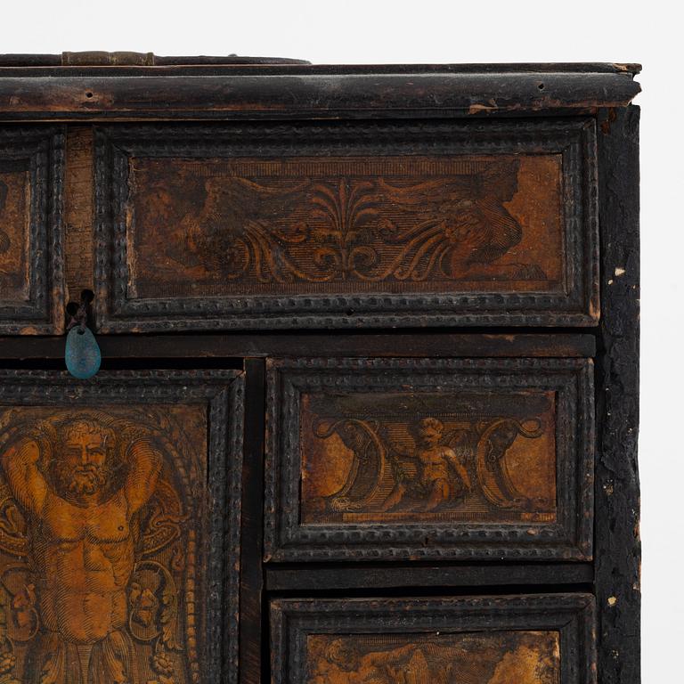 Miniatyrkabinettskåp, Sydtyskland, omkring år 1700, Barock.