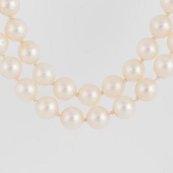 A PEARL NECKLACE, two strands, with cultured pearls.