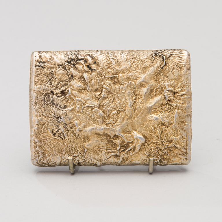 A silver gilt cigarette case by Ivan Katorskij, Saint Petersburg 1896-1908.
