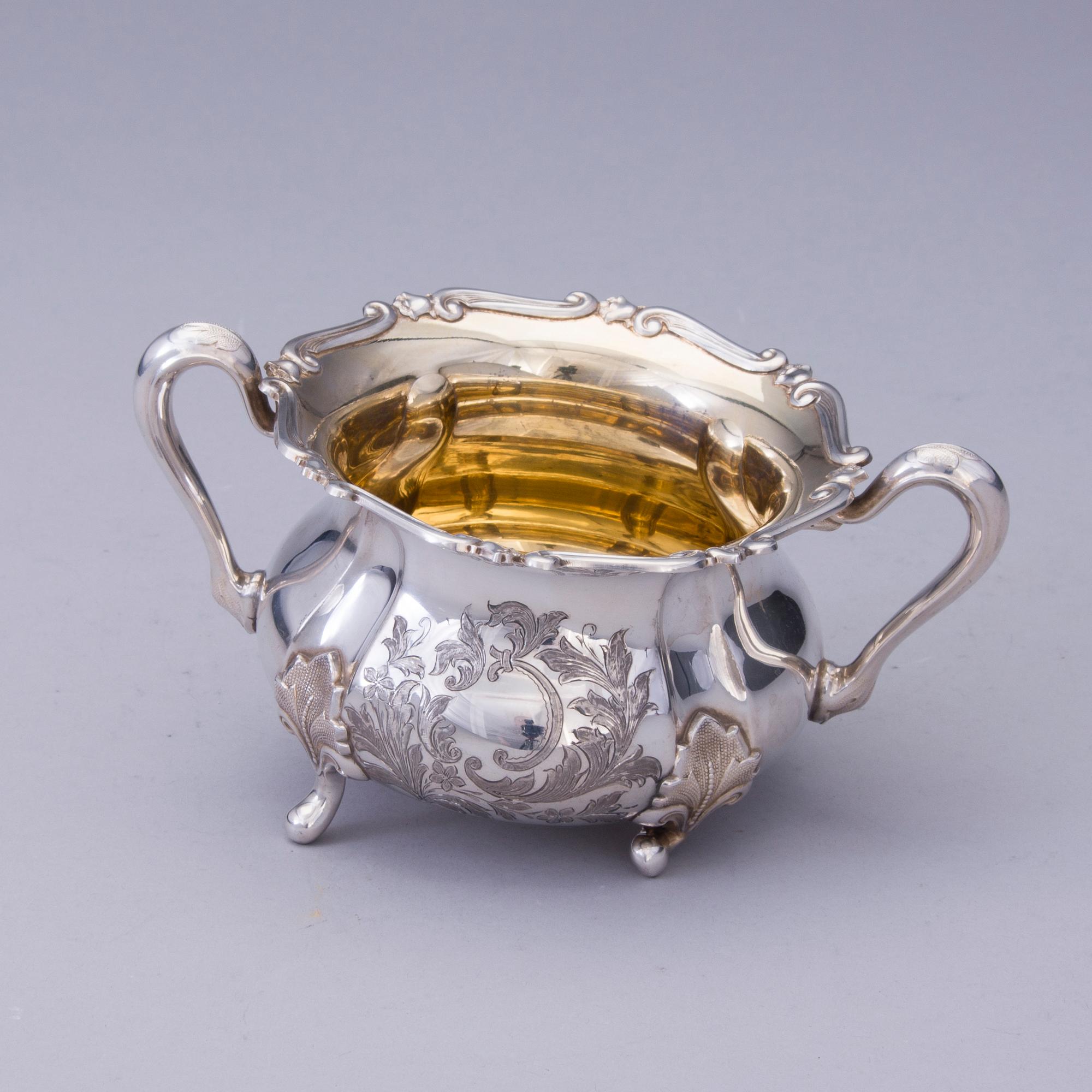 KAFFESERVIS, 3 delar, silver, Auran Kultaseppä, Åbo 1968-70. Vikt tot. 1367 g.