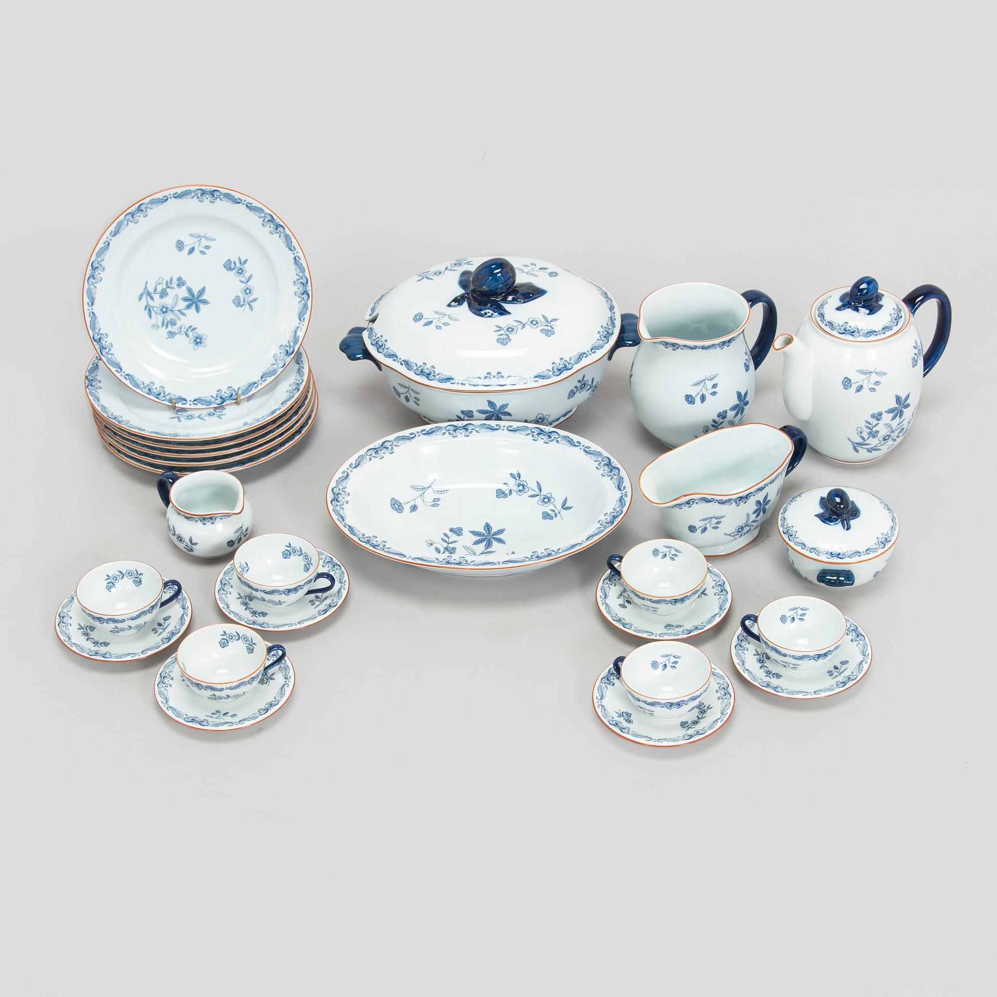 A 19-piece 'Ostindia' tableware set, Rörstrand, Sweden.
