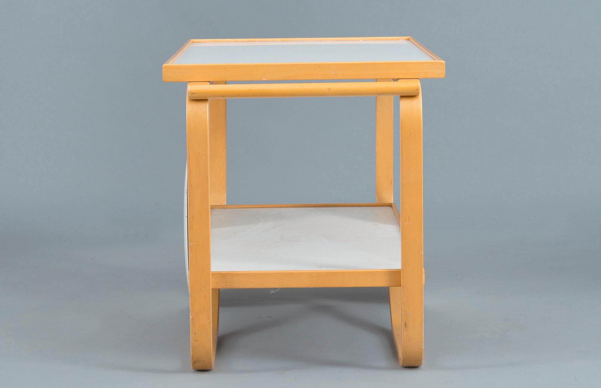 Alvar Aalto, A TEA TROLLEY 98.
