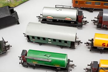A model train set with accessories, partly Fleischmann, second half of the 20th century.
