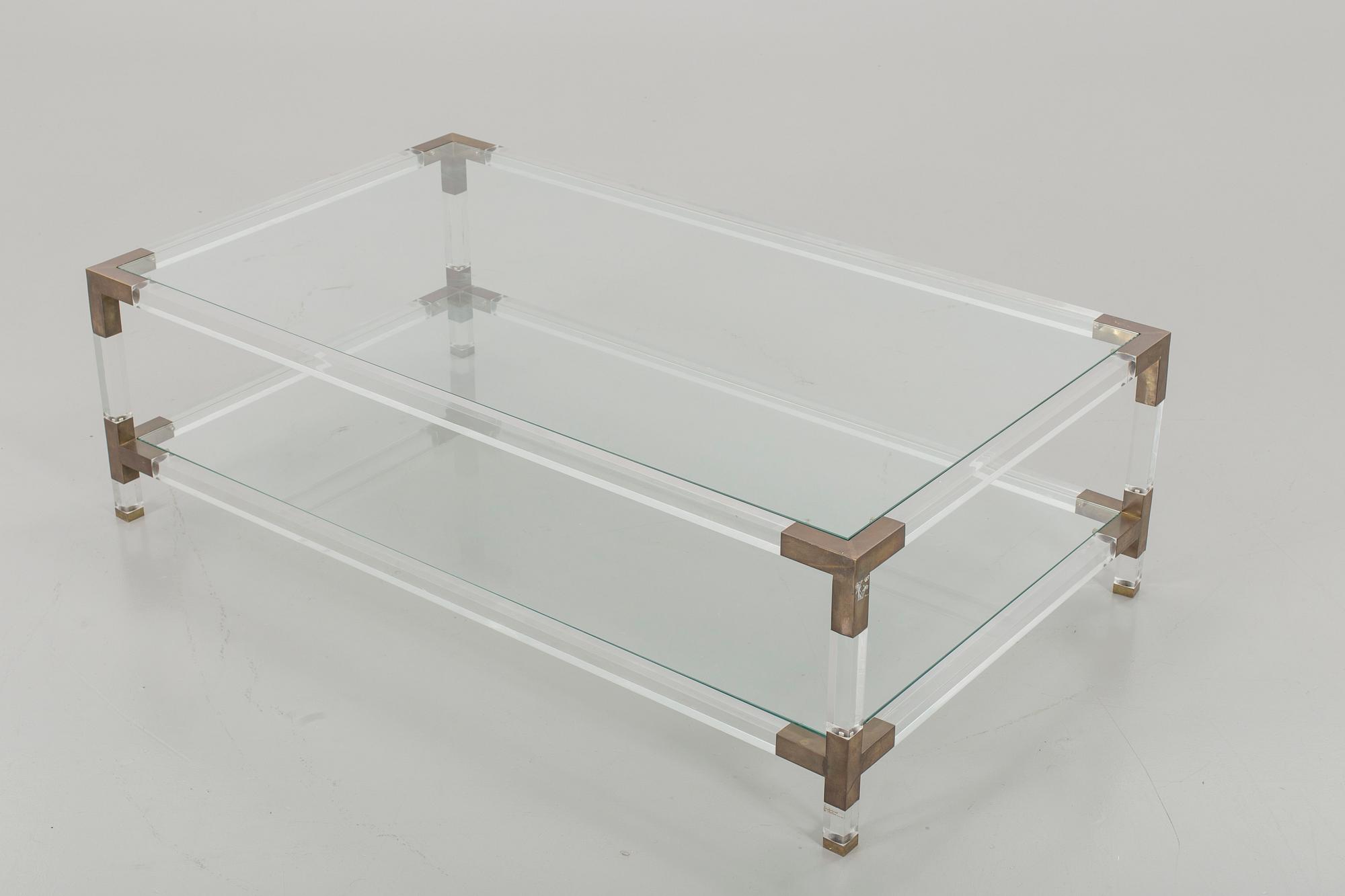 A TOP GLASS COFFEE TABLE. SECOND HALF OF 20TH CENTURY.