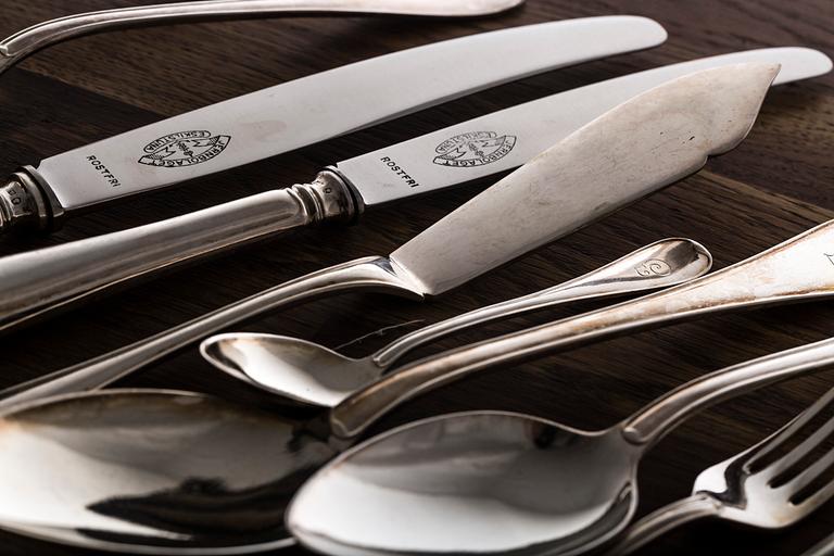 BESTICK, 208 dlr, "Svensk", silver, 1920-tal, total vikt inkl rostfria knivskaft ca 9000 g.