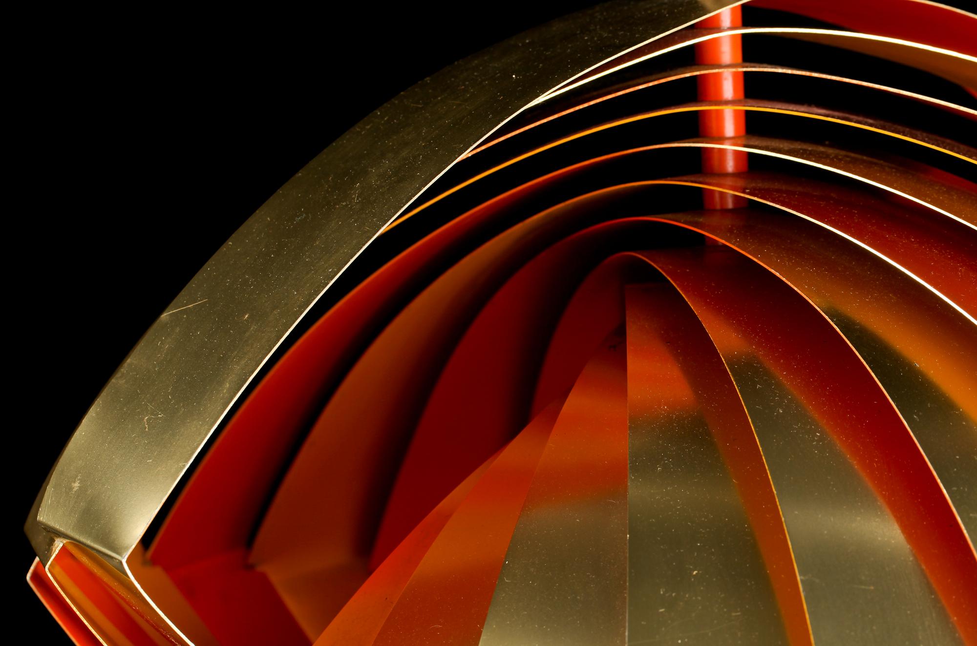 TAKLAMPA, "Konkylie" / "Tivolilampan", Louis Weisdorf, Lyfa, Danmark. 1960-tal. Höjd ca 40 cm.