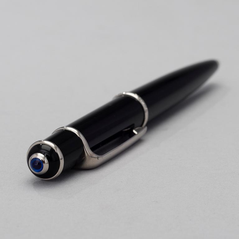 A PEN, Cartier Diabolo.