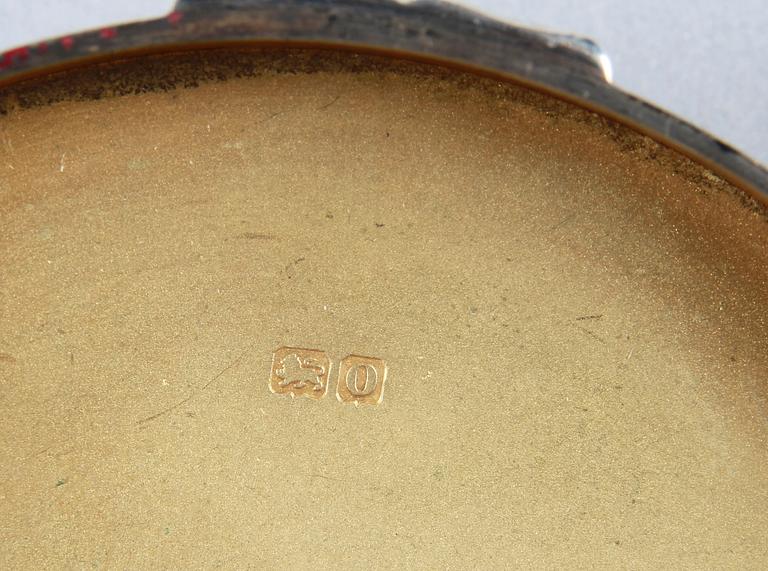 CIGARETTSKRIN SAMT DOSA, silver, Birmingham 1905 resp 1913.