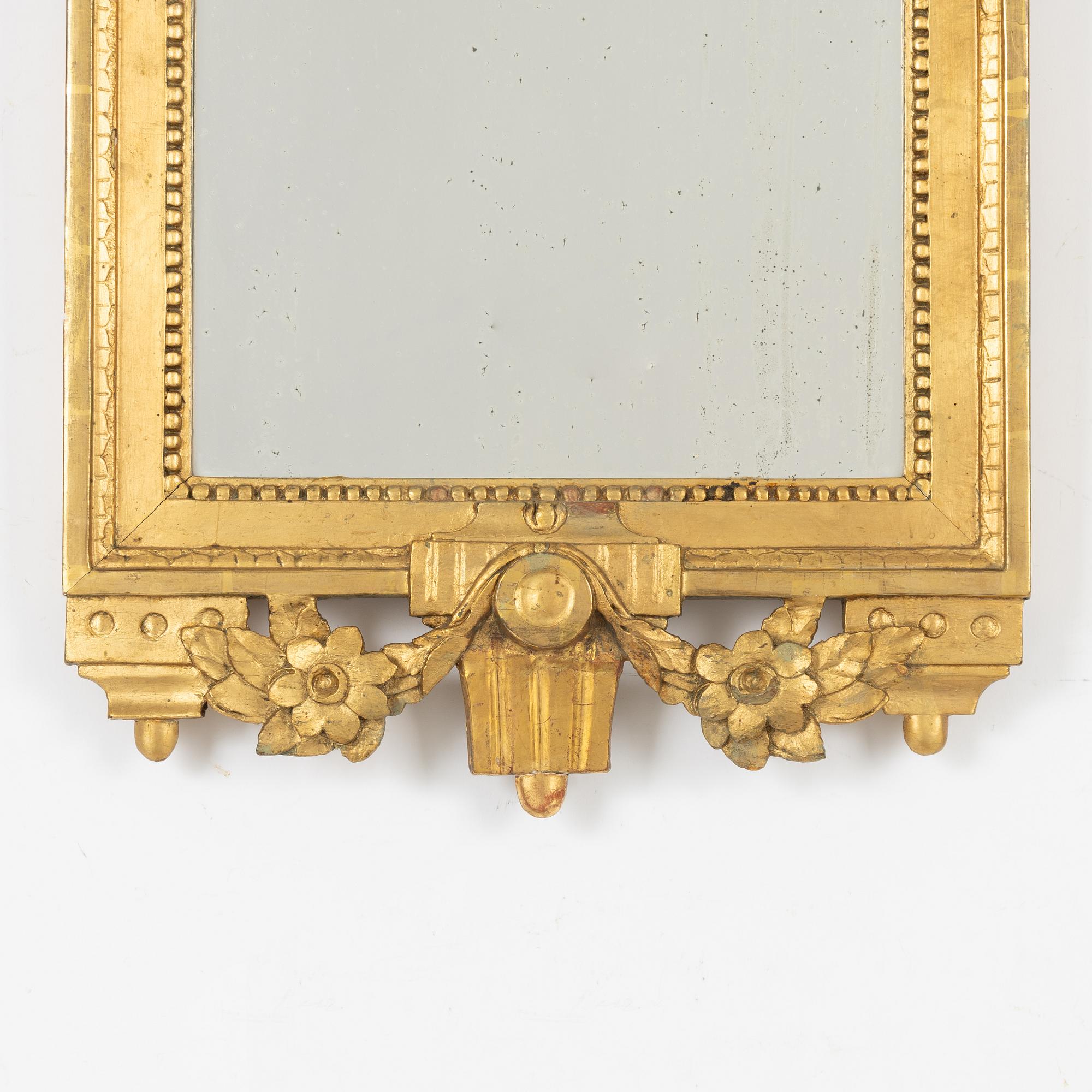 Spegel, 1700-talets slut. Gustaviansk.