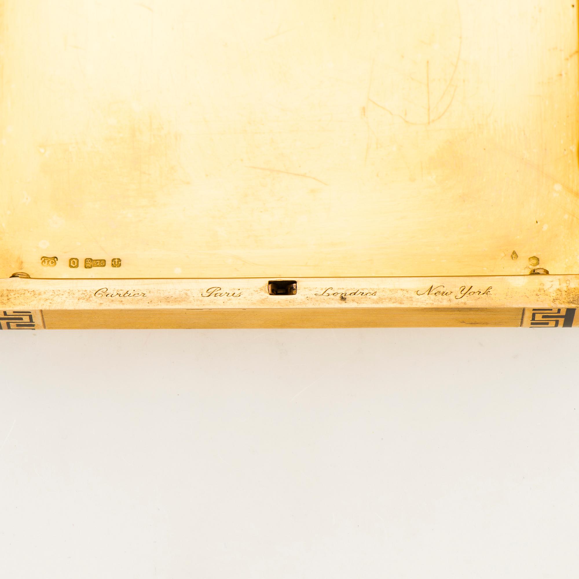 Cartier Art Deco cigarettetui 18K guld med svart emalj.