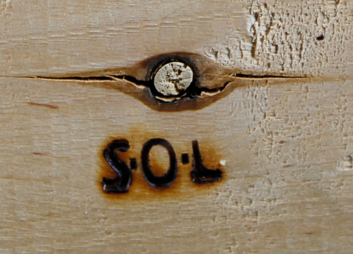 MATSALSBORD, rokokostil, grå-/grönmålning, sannolikt Solgården, 1900-talets senare del. L 370.