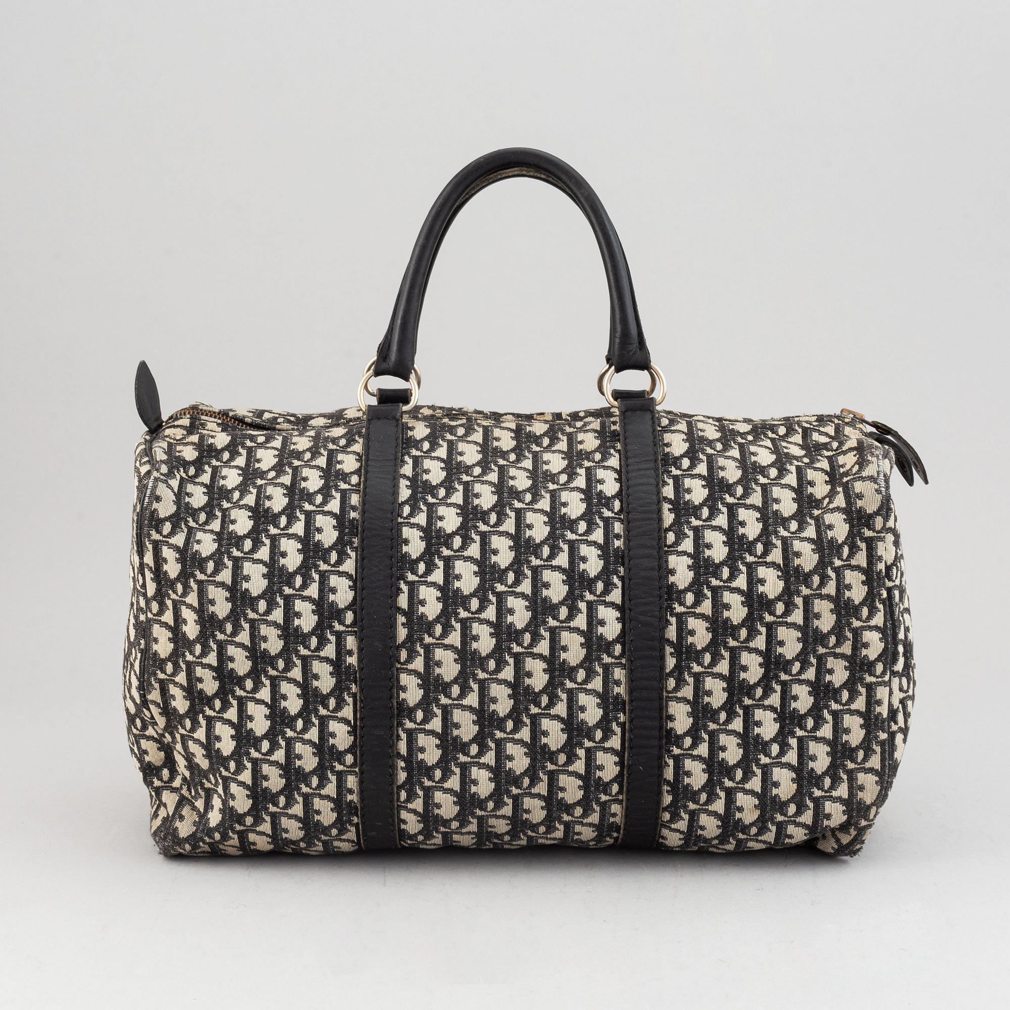 Christian Dior, 3 bags.