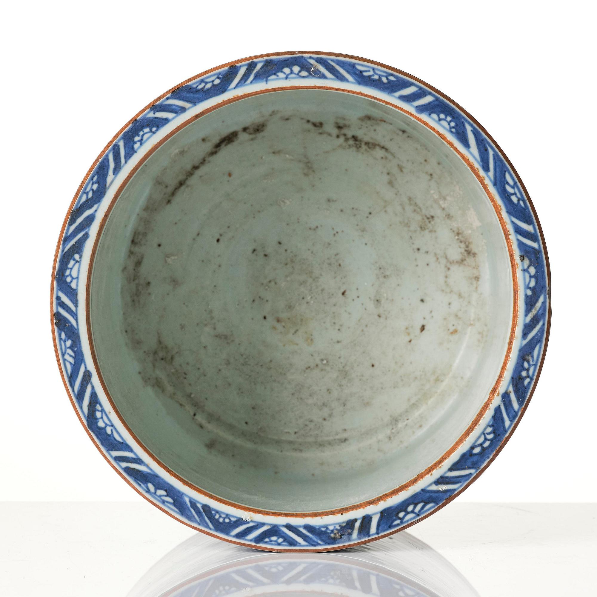 A blue and white incense burner, 17th century.