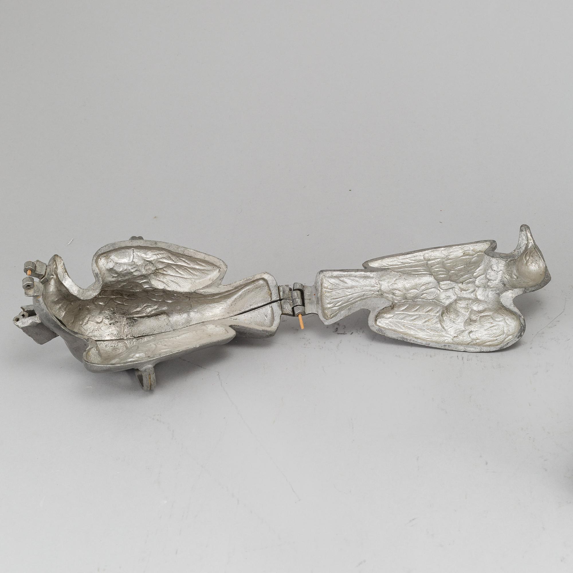 GLASSFORMAR, 3 st, tenn, omkring 1900.