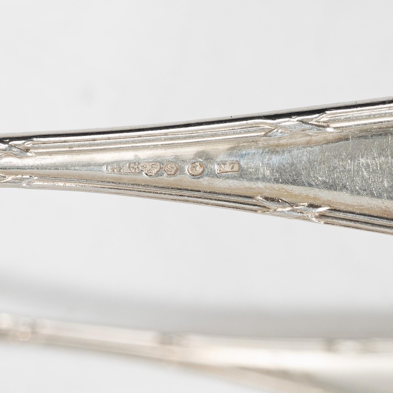 23 pieces of silver fish cutlery, Carlman, Stockholm, 1915.