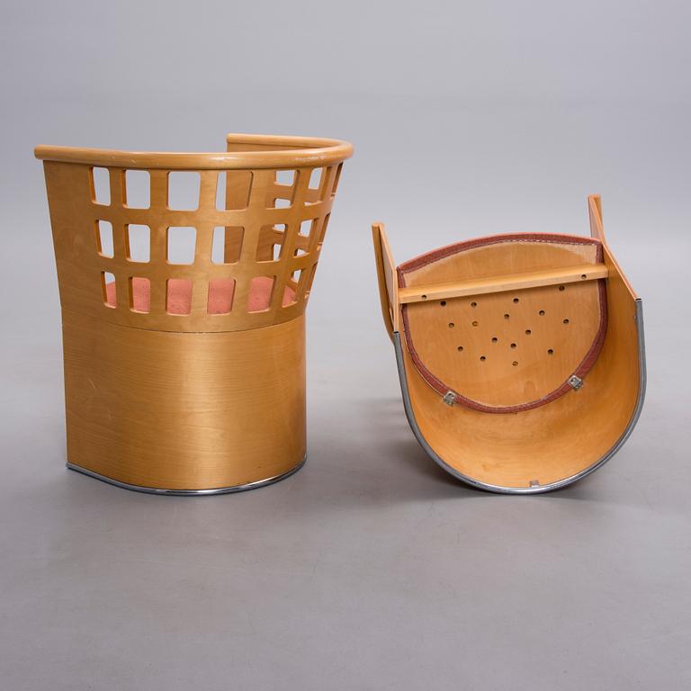 KARMSTOLAR, 2 st, "Ruutu" Eero Aarnio, Asko 1980-tal.