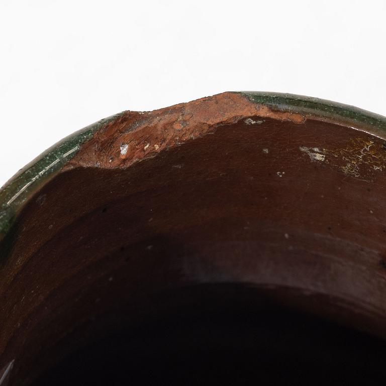 Hilma Persson-Hjelm, Vase, glazed earthenware, made in the artist’s own studio, Arvika, 1912, Art Nouveau. No. 1937.
