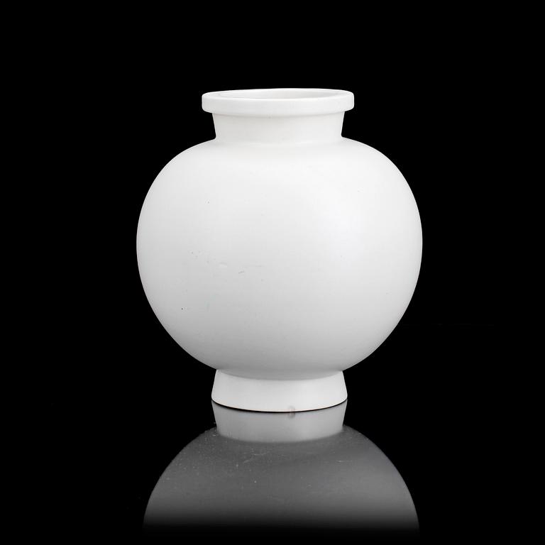 URNA, stengods, "Carrara", Wilhelm Kåge, Gustavsberg, 1900-tal.