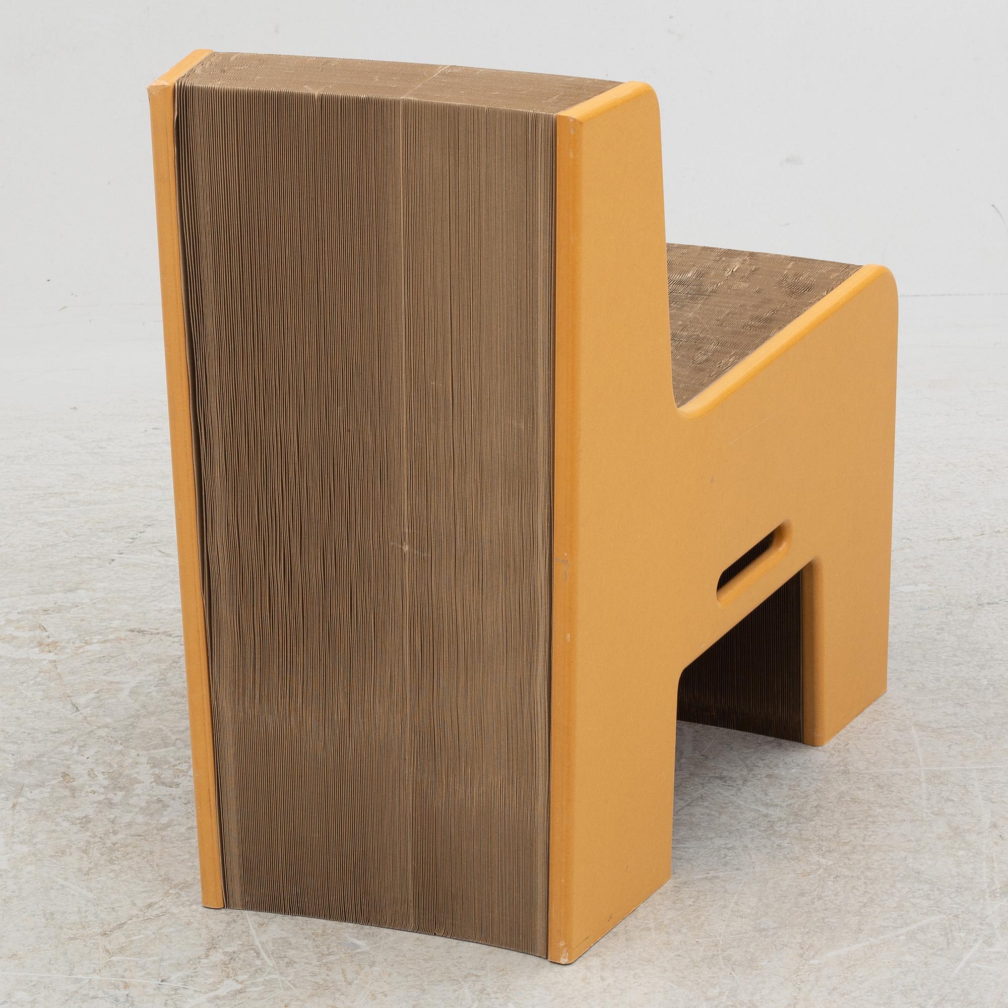 Chishen Chiu, a 'FlexibleLove' chair.