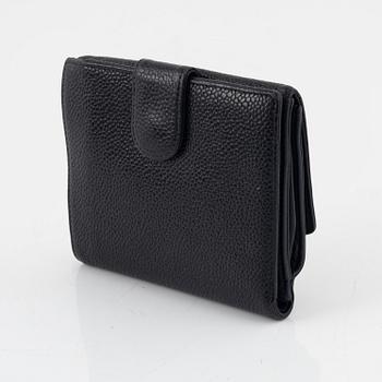 Chanel, wallet.