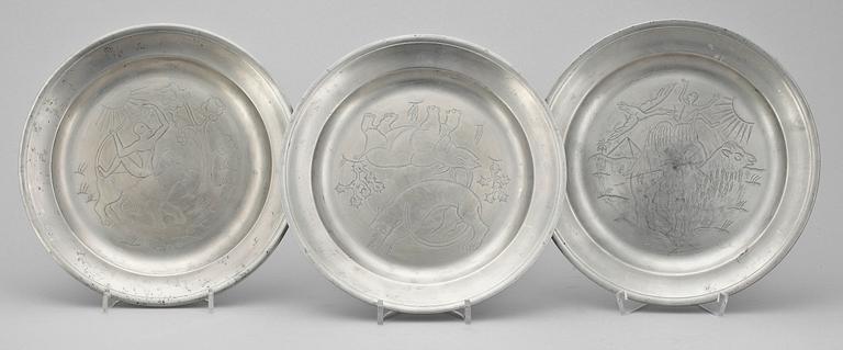 TALLRIKAR, 6 st. Tenn, Nils Fougstedt, Firma Svenskt Tenn, 1936.
