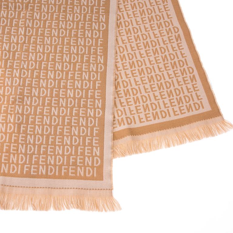 HALSDUK, Fendi.