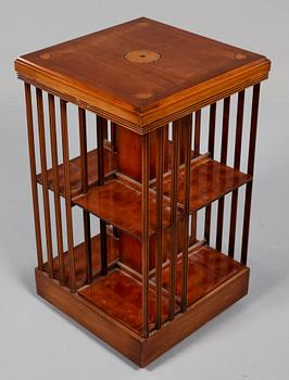 BOKSNURRA, engelsk stil, 1900-tal.