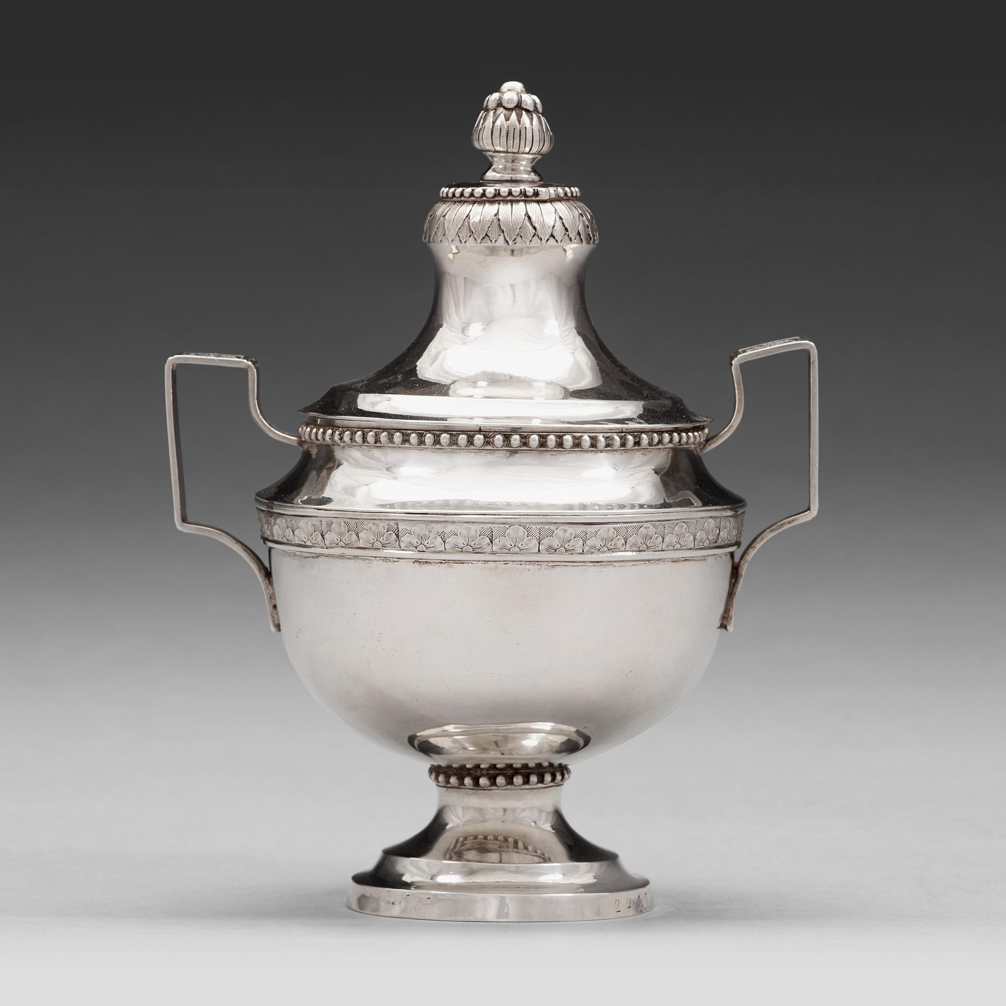 Julius Marianus Bergs, sockerskål med lock, silver, Stockholm 1786, gustaviansk.