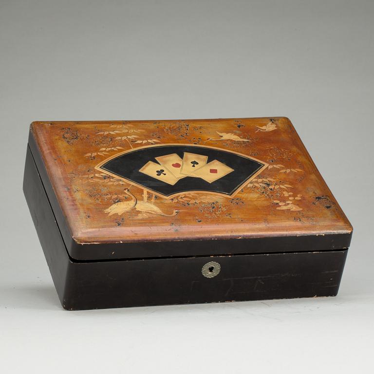 SPELSCHATULL, Kina, 1900-talets första hälft.