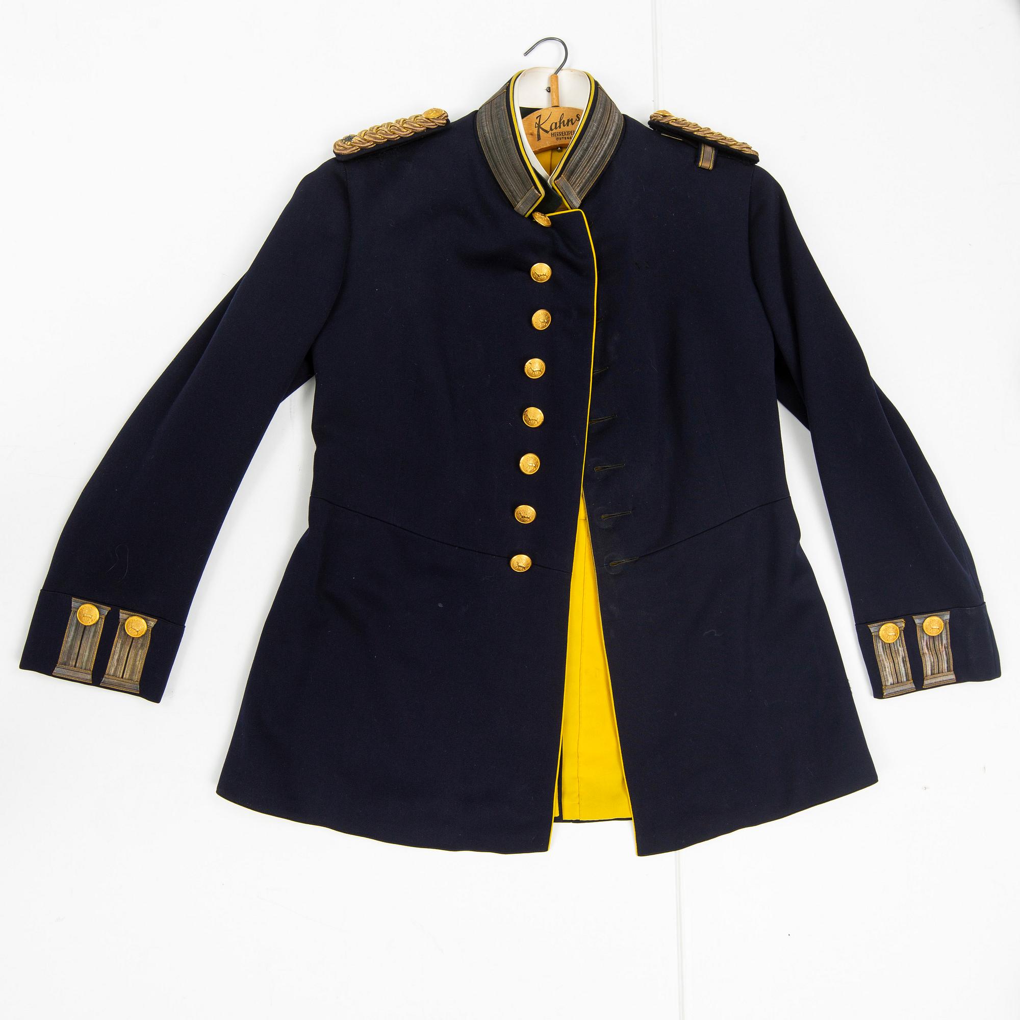 A Swedish officer's uniform 1886 pattern.