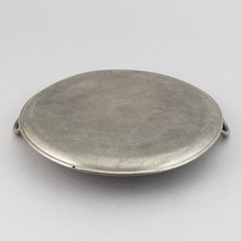 A pewter tray, Firma Svenskt Tenn, Stockholm, 1942.