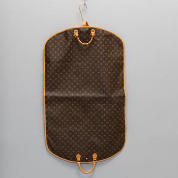 LOUIS VUITTON, a 'Housse Porte-Habits' garment bag.