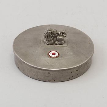 ANNA PETRUS, probably. A pewter box from CG Hallberg, Stockholm, 1934.