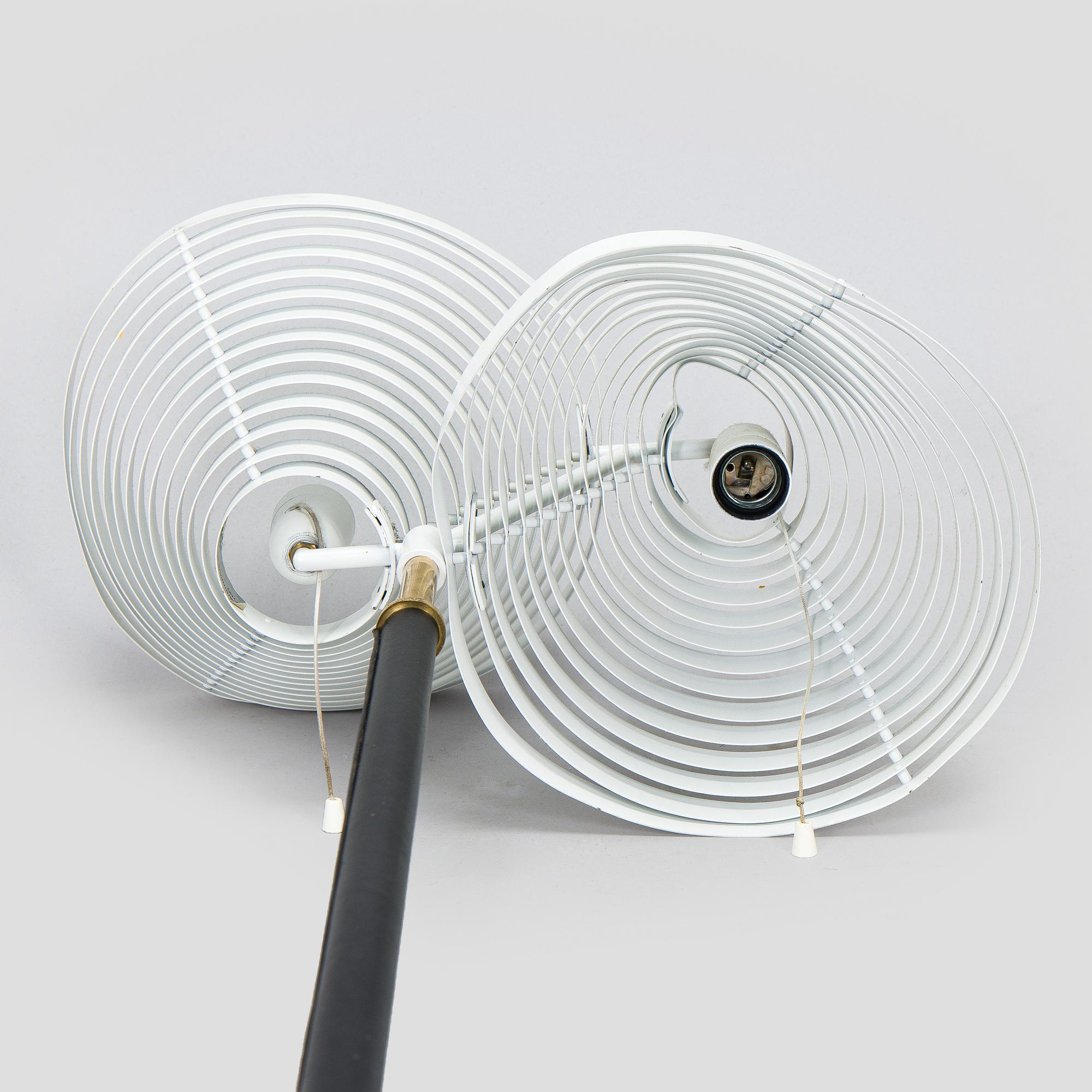 Alvar Aalto, An 'A 810' floor lamp, Valaisinpaja, 1980s.