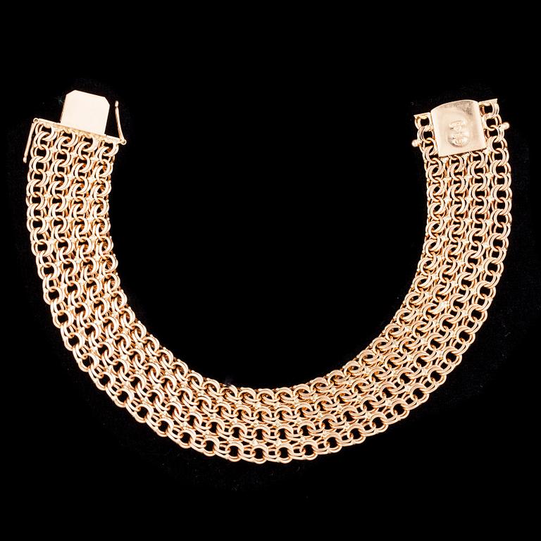 ARMBAND, 18K guld, finska stämplar JKM, 1982. Vikt ca 30 g.