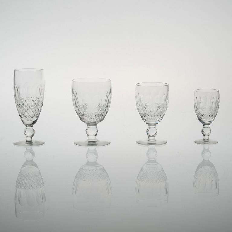 GLASSERVIS, 46 delar, 1900-talets senare hälft.