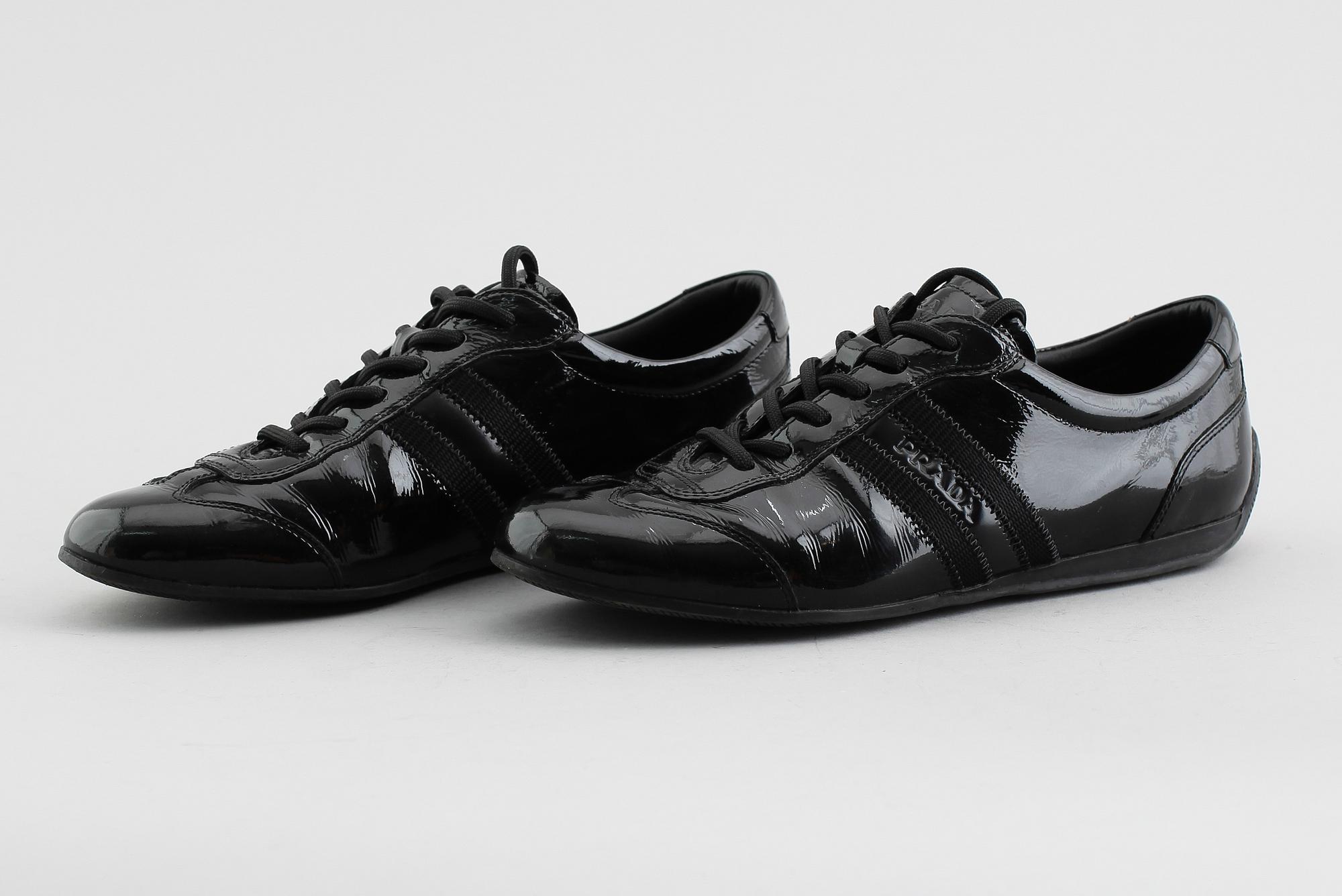 SKOR, 1 par, Prada.