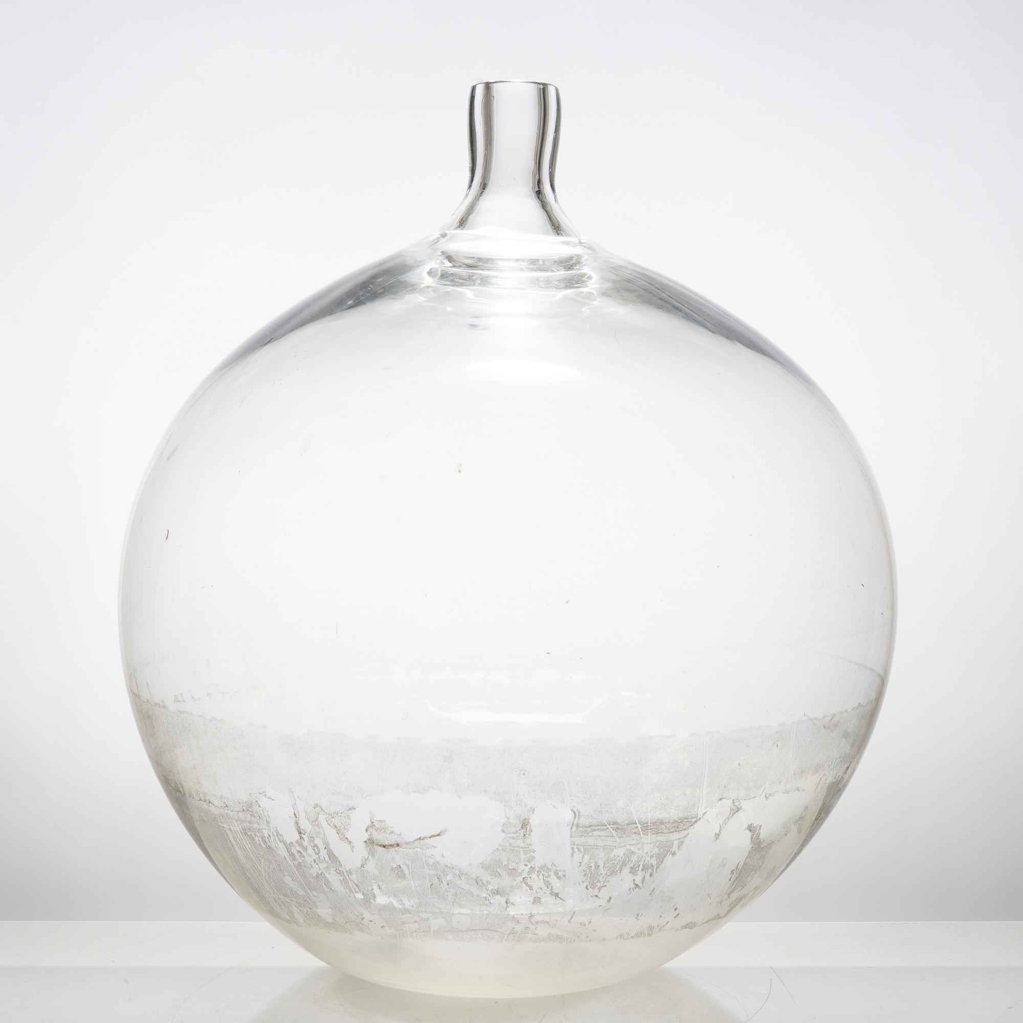 Ingeborg Lundin, a glass vase, "Äpplet", Orrefors Expo.
