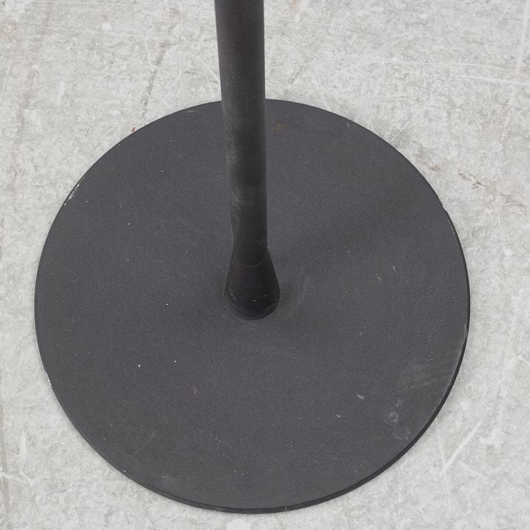 Stina Sandwall, klädhängare, "Sticks", SMD Design, samtida.